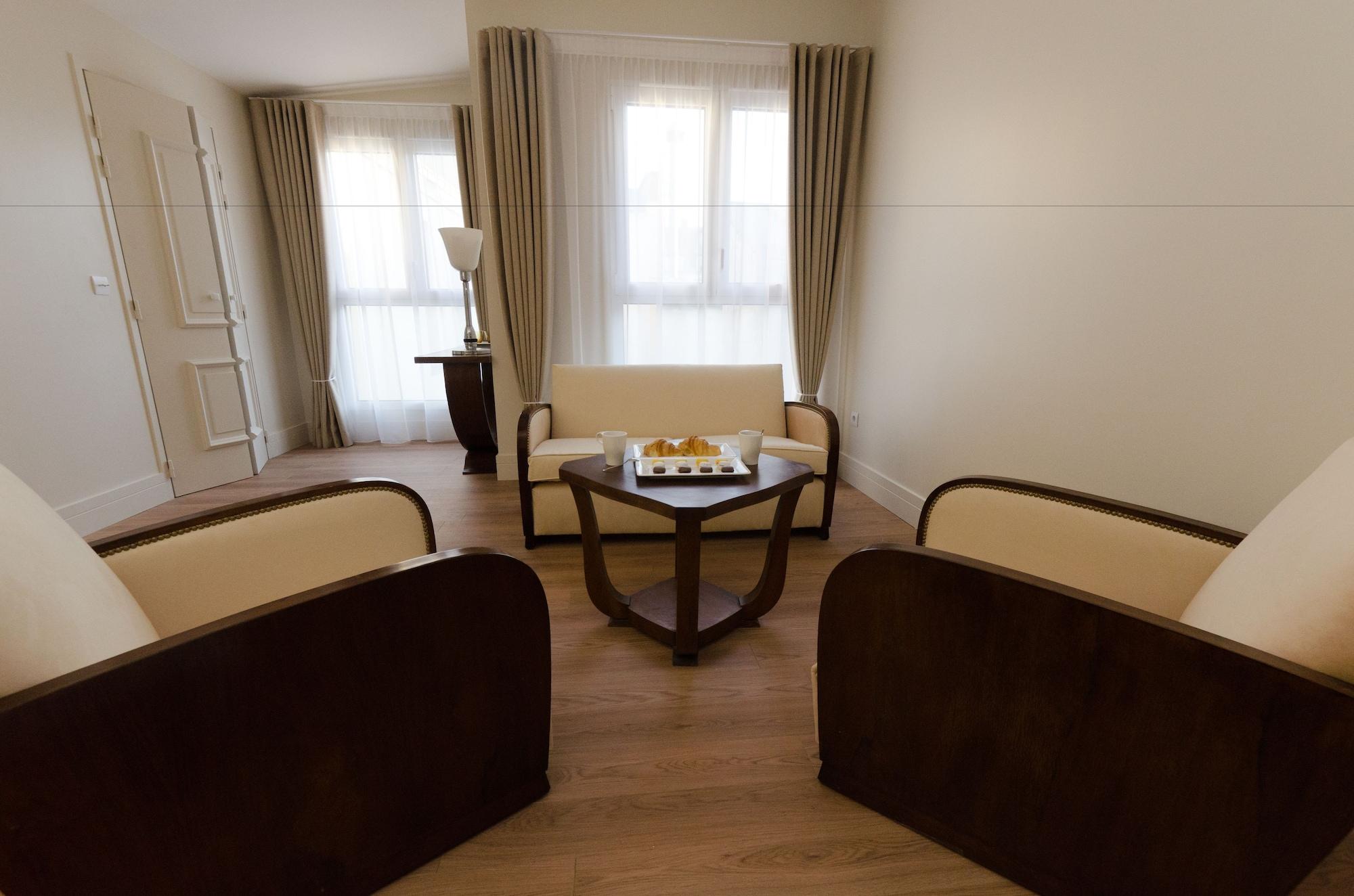 Hotel Celeste Batignolles Montmartre Paris Exteriör bild